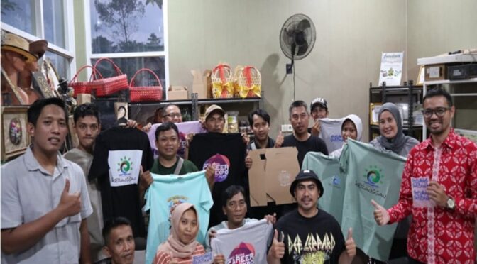 Kolaborasi Universitas Mercu Buana dan Budi Luhur Bawa Teknologi DTF ke Desa Wisata