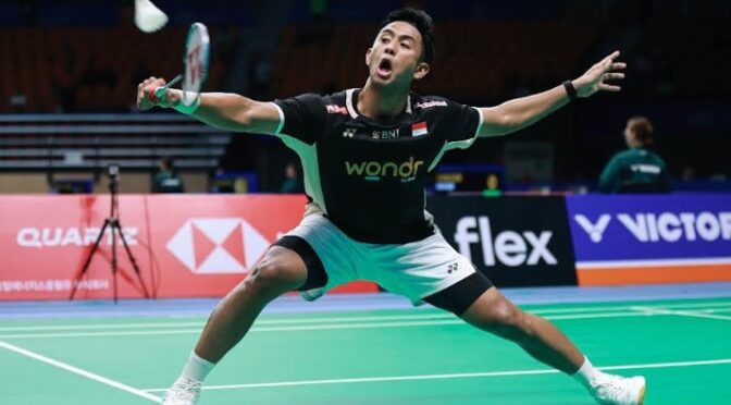 Alwi Farhan Tembus Perempat Final Tanpa Keringat