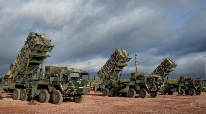 Pilih Timbun Senjata, Trump Kurangi Penjualan Senjata ke Anggota NATO