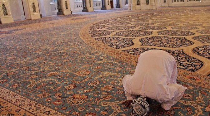 Doa Sholat Tahiyatul Masjid, Niat, Tata Cara, dan Keutamaannya dalam Islam