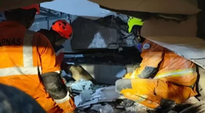 20 Santri Tertimbun Bangunan Ponpes Al Khoziny Belum Bisa Dievakuasi, Ini Penyebabnya