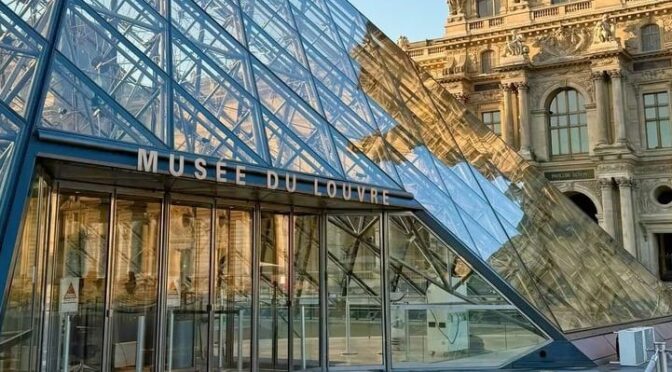 3 Fakta Perampokan Perhiasan di Museum Louvre