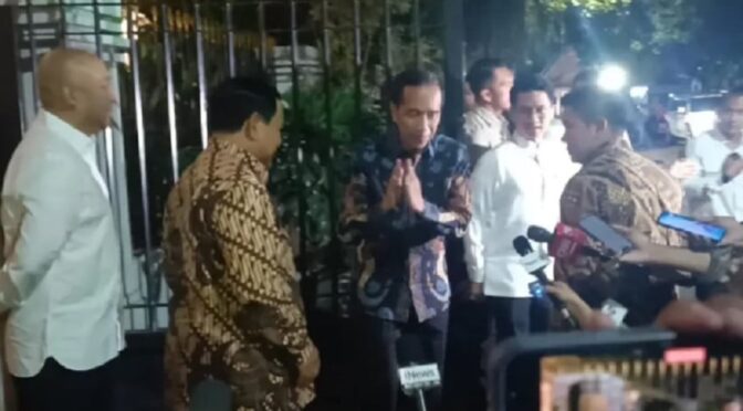 Bertemu selama 2 Jam, Prabowo dan Jokowi Bicara Empat Mata