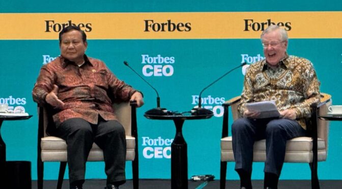 Canda Prabowo Sering Bilang Lulusan Oxford-Harvard, Padahal Hanya ke Toko Bukunya