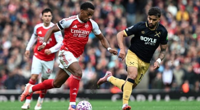 Arsenal Kudeta Puncak, Manchester City Menang Tipis