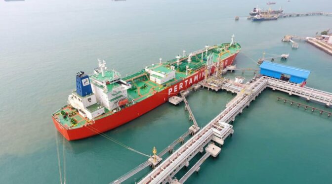 Mengenal Certificate of Origin, Dokumen Kejelasan Asal Impor BBM yang Tak Bisa Dipenuhi Pertamina ke SPBU Swasta