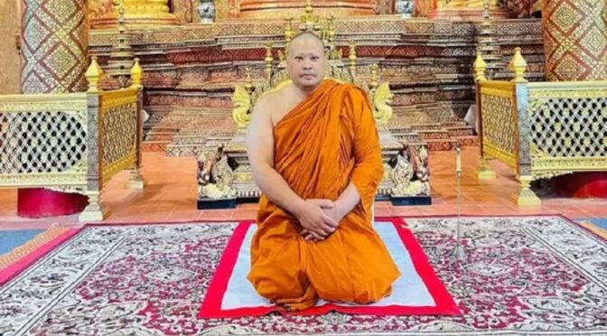 Profil Vacharaesorn Vivacharawongse, Anak Kedua Raja Thailand yang Diasingkan ke AS Bersama Ibu dan Kini Jadi Biksu