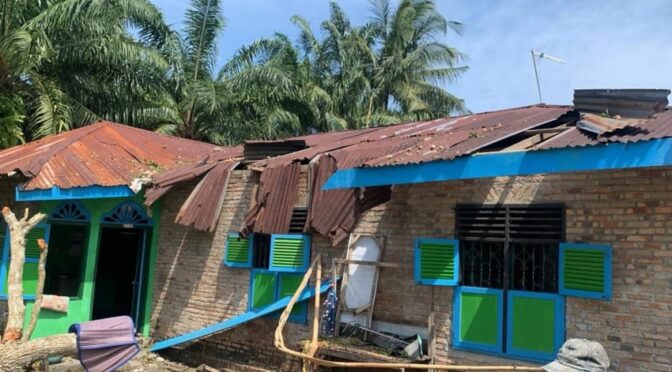 Puting Beliung-Kebakaran Lahan Melanda Sejumlah Daerah