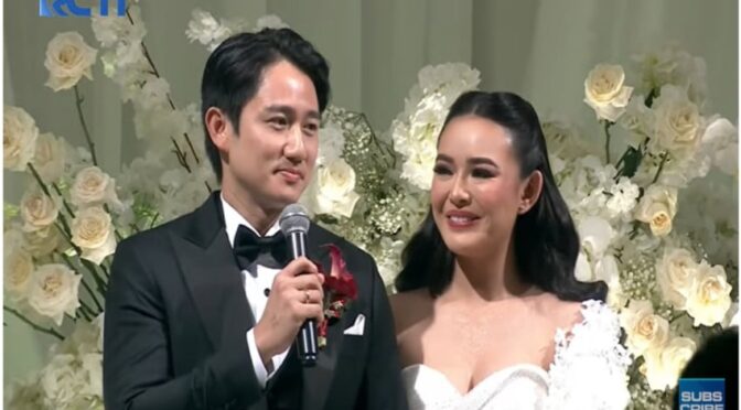 Rangkaian Resepsi Pernikahan Kenny dan Amanda, Tuang Sampanye hingga Makan Malam Romantis