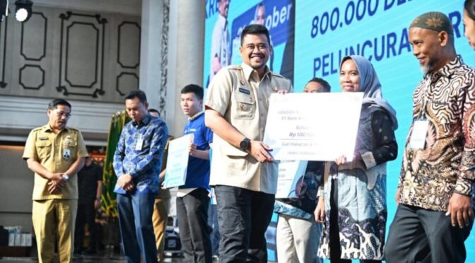 Sebanyak Rp11 Triliun KUR Tersalurkan di Sumut, Gubsu Bobby Nasution: Masih Bisa Ditingkatkan