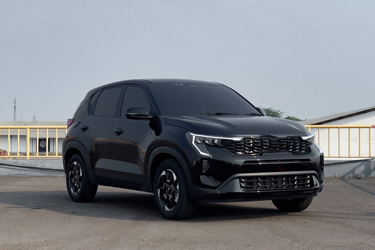 Kia Rilis Limited Black Edition untuk Carens dan Sonet, Cuma 250 Unit di GIIAS 2026