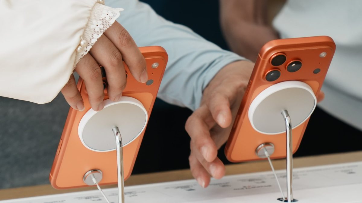 Bocor di Weibo, Komponen Baterai Ganda Ini Diduga Kuat Milik iPhone Generasi Terbaru
