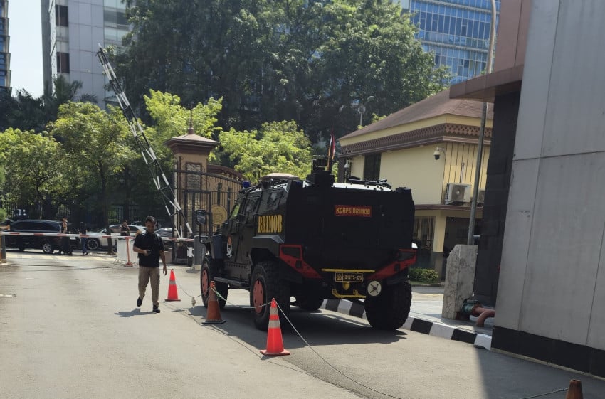 Rantis Brimob Siaga di Mabes Polri di Tengah Pengusutan Dugaan Korupsi Batu Bara-Asabri