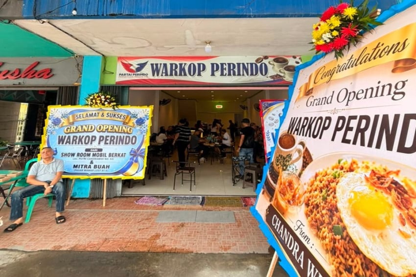 Yulius Aho Gagas Warkop Perindo di Pontianak, Ciptakan Ruang Pemasaran Produk Lokal